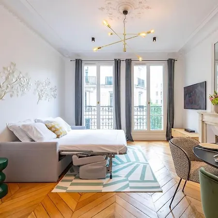 Le Birkin - Passy Tour Eiffel A Pied - 4 Personnes